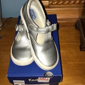 Kids keds
